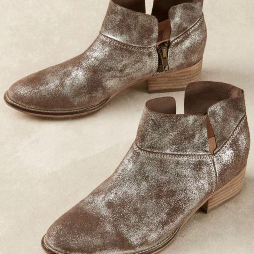 Seychelles Snare Booties